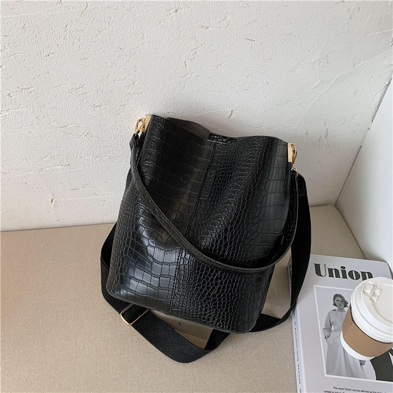 Vintage Crocodile Pattern Bucket Bag
